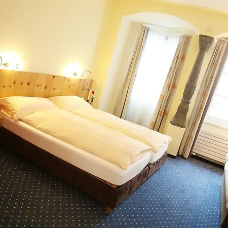 Ambiente Freieck 3*