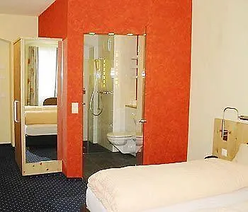 Hotel Ambiente Freieck 3*