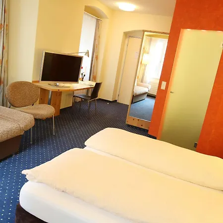 Ambiente Freieck 3* Coira